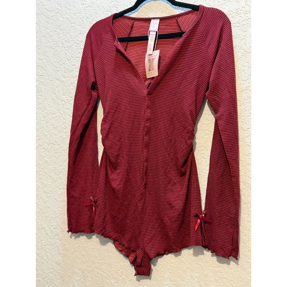 Savage X Fenty Ribbed Long Sleeve Teddy Size M Burgundy Stripe Loungewear